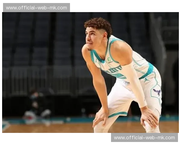 胡尔泽勒访谈：解析布莱顿4-2-3-1控球体系的构建理念